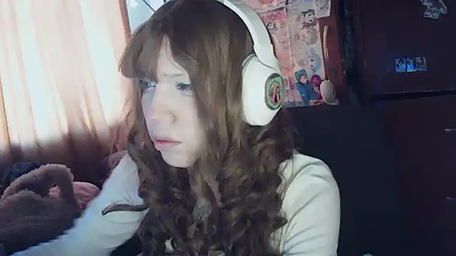 Terraelowen online show from March 19, 1:37 pm