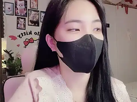 keelinnn19 online show from October 25, 8:25 pm