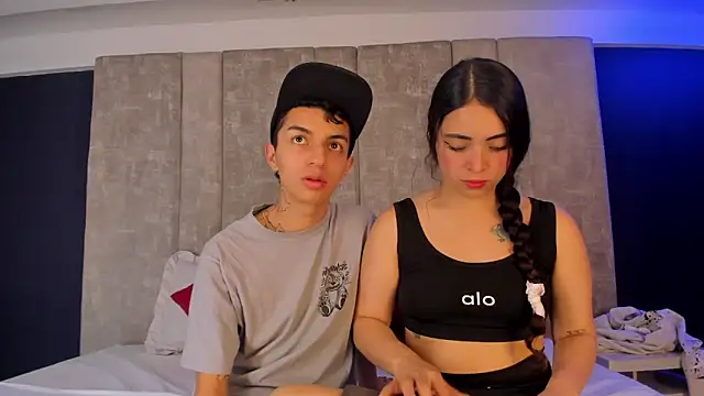 NickandAbby  online show from March 31, 7:14 pm