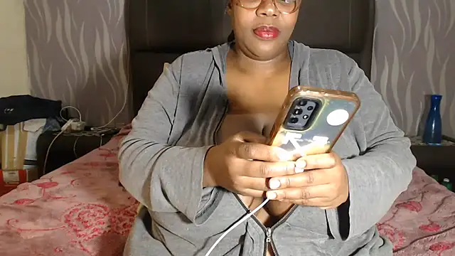 BoobsQueen46K online show from July 10, 4:20 pm