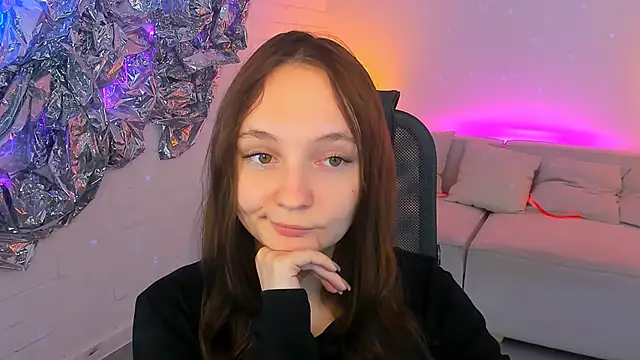 Snapshot of ameliaglamour chatting on November 20, 1:00 pm ameliaglamour online show from November 20, 1:00 pm