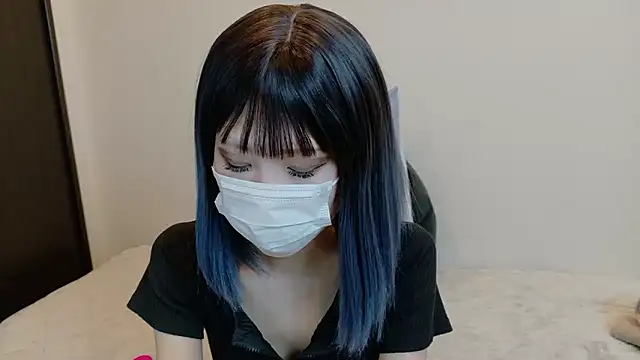 sarina at online show from March 27, 9:21 am