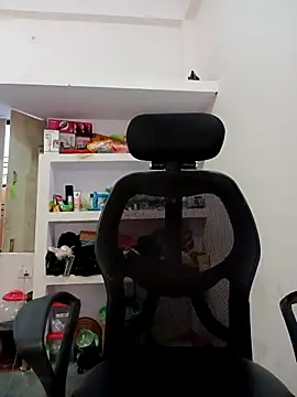 Snapshot of hotmanshi chatting on October 10, 4:00 am hotmanshi online show from October 10, 4:00 am