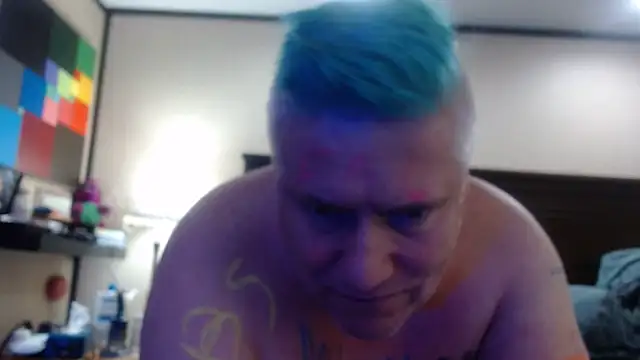 Snapshot of sphspunsub chatting on October 3, 12:57 pm sphspunsub online show from October 3, 12:57 pm