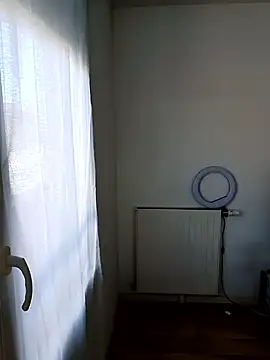 iamlalamilano online show from April 8, 10:59 am