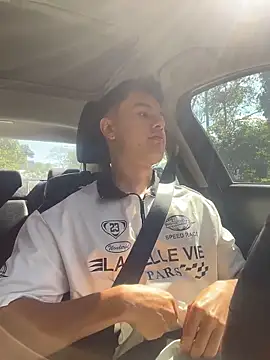 twinguys online show from April 9, 2:11 pm