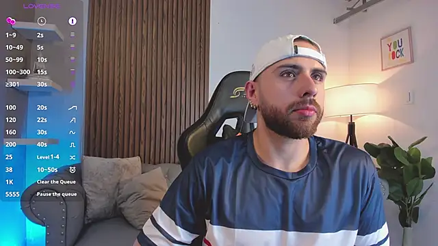 Maximo Wolff online show from March 10, 7:41 pm