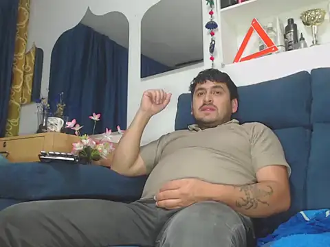 AMIRRAMIJANALHOT online show from March 6, 9:33 pm