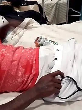 Snapshot of Drockdrippp chatting on October 30, 6:15 am Drockdrippp online show from October 30, 6:15 am