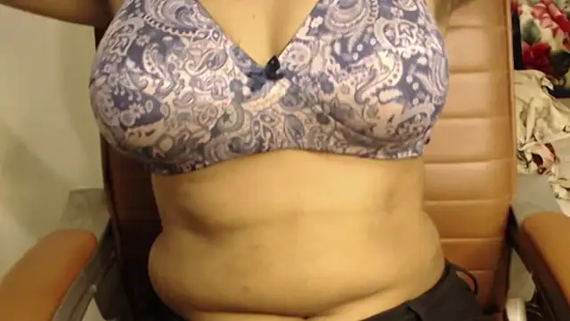 Snapshot of campornlive71 chatting on March 3, 1:50 pm campornlive71 online show from March 3, 1:50 pm