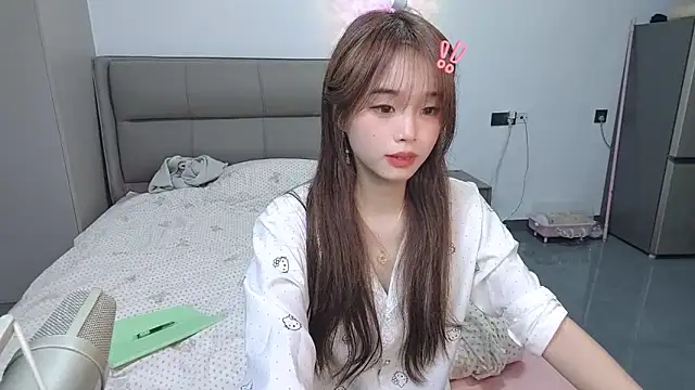 kexin a online show from October 17, 11:57 am