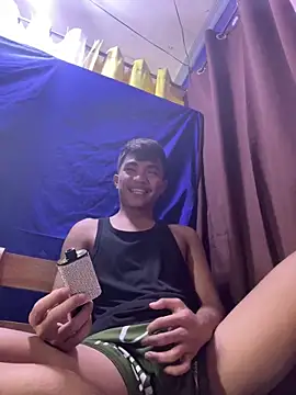Snapshot of mostwantedtwink chatting on April 10, 10:42 am mostwantedtwink online show from April 10, 10:42 am