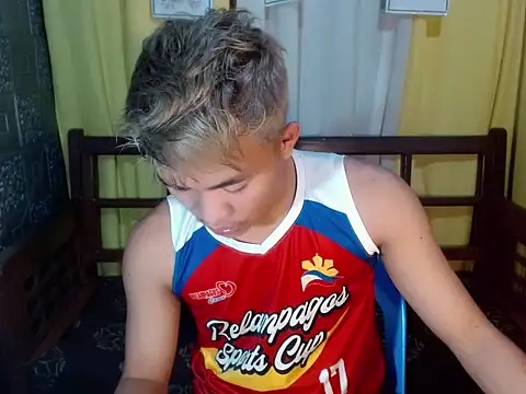 Snapshot of mostwantedtwink chatting on April 22, 8:43 pm mostwantedtwink online show from April 22, 8:43 pm