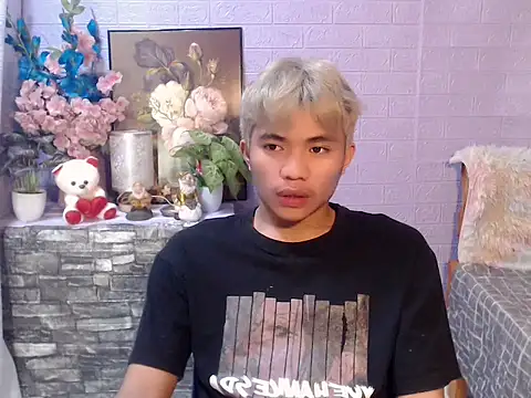 Snapshot of mostwantedtwink chatting on May 10, 10:09 am mostwantedtwink online show from May 10, 10:09 am