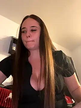 Snapshot of LollyLove_ chatting on September 28, 6:02 pm LollyLove  online show from September 28, 6:02 pm