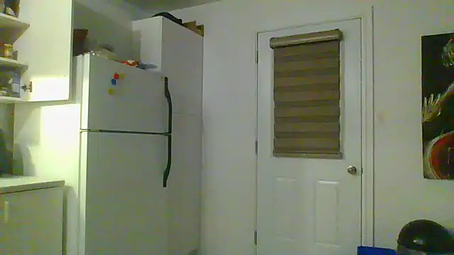 Snapshot of ironleg69 chatting on October 18, 12:02 am ironleg69 online show from October 18, 12:02 am