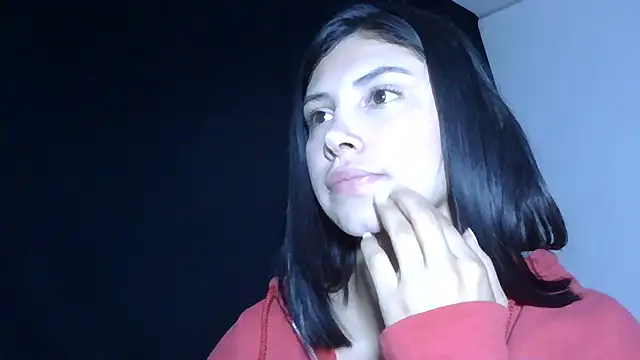 Snapshot of katy_lenah chatting on January 6, 10:08 am katy lenah online show from January 6, 10:08 am