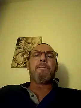 Snapshot of pakillobcn chatting on December 5, 6:59 pm pakillobcn online show from December 5, 6:59 pm