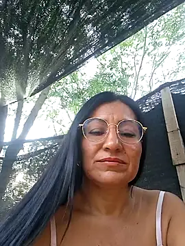 Snapshot of maturexxxnaughty chatting on June 26, 11:47 am maturexxxnaughty online show from June 26, 11:47 am