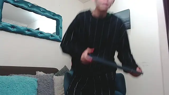 LiamBrown09 online show from February 11, 7:30 pm