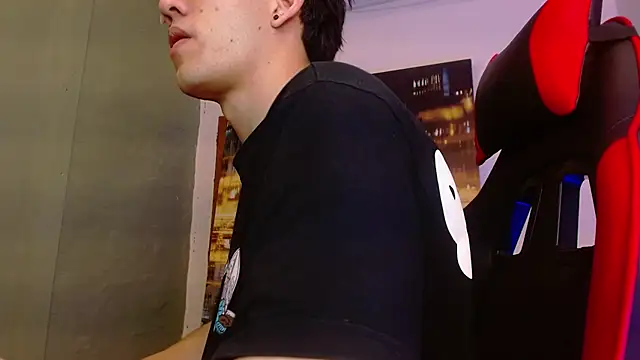 alexgiraldo   online show from May 7, 11:54 pm