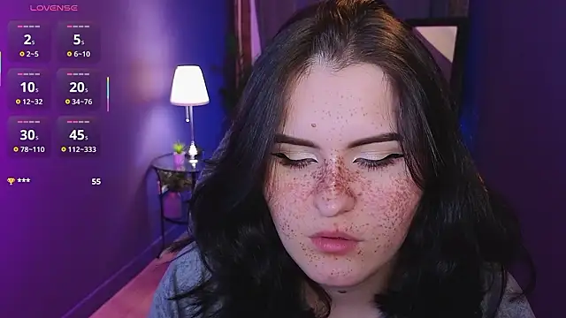 Snapshot of Dark_Shine chatting on February 3, 4:01 pm Dark Shine online show from February 3, 4:01 pm