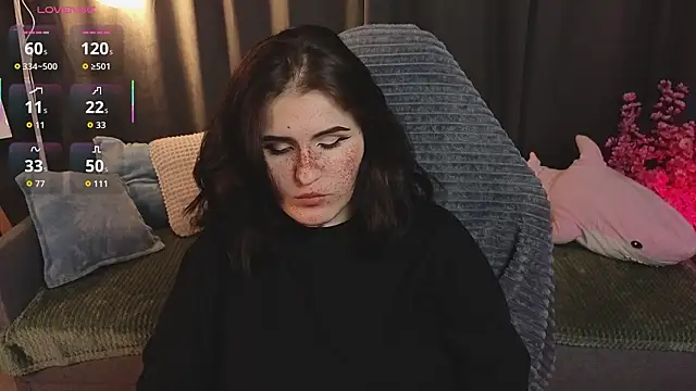 Snapshot of Dark_Shine chatting on February 10, 8:46 pm Dark Shine online show from February 10, 8:46 pm