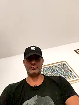 Snapshot of Maurinho3005 chatting on September 13, 6:57 am Maurinho3005 online show from September 13, 6:57 am