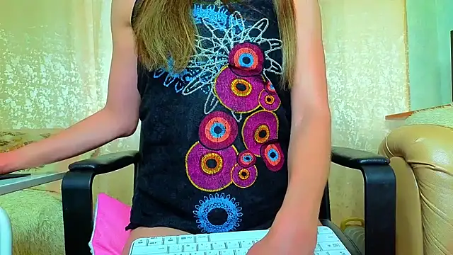 Bom Mia Bom online show from May 9, 11:21 pm