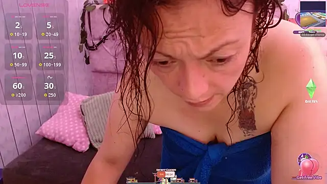 Snapshot of Susanahotsexxx chatting on October 13, 1:49 am Susanahotsexxx online show from October 13, 1:49 am