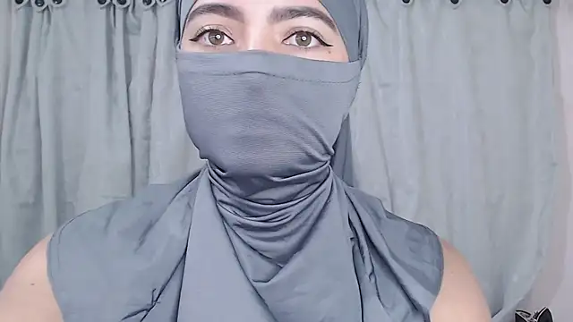 jade nassar online show from April 4, 11:18 am