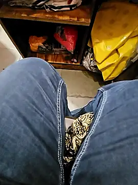 indianhotwife639 online show from January 16, 6:28 am