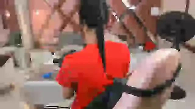 Snapshot of sara_slut21 chatting on February 25, 8:19 pm sara slut21 online show from February 25, 8:19 pm