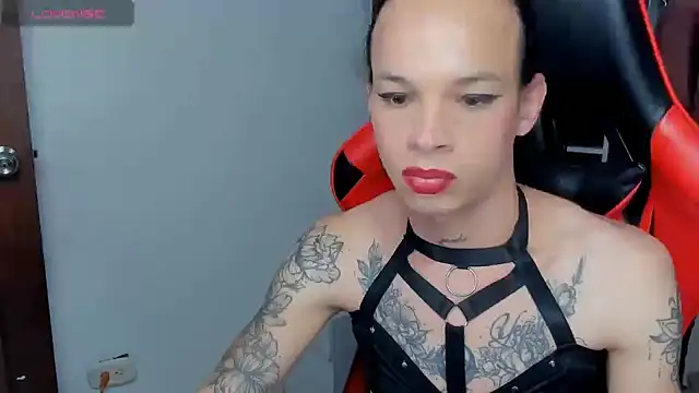 Snapshot of sara_slut21 chatting on March 19, 8:12 am sara slut21 online show from March 19, 8:12 am