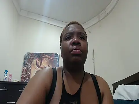 VoluptuousXX5 online show from September 14, 5:17 am