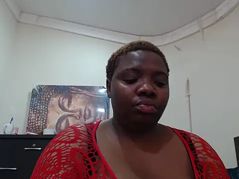 VoluptuousXX5 online show from September 23, 7:33 am