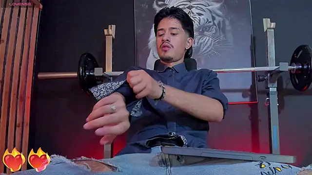 DimitriDeluxe online show from October 29, 8:21 pm