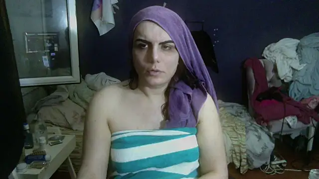 Snapshot of turkishTransEfsun chatting on June 2, 6:21 pm turkishTransEfsun online show from June 2, 6:21 pm