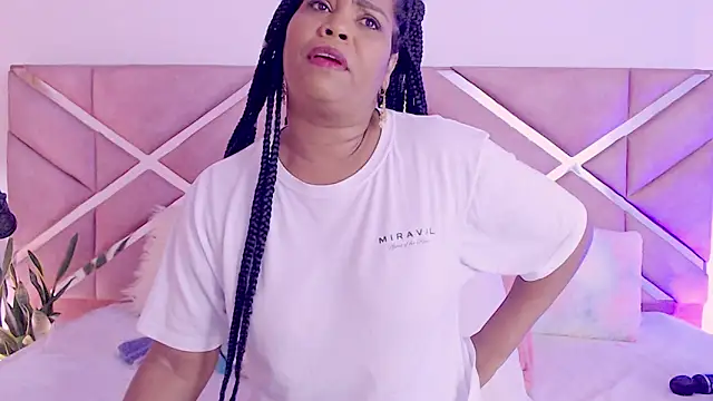 Snapshot of sofia_07 chatting on February 19, 8:49 pm sofia 07 online show from February 19, 8:49 pm