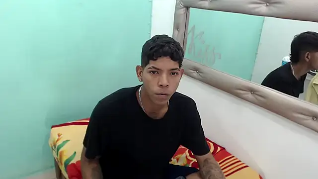 Snapshot of kloe_matias chatting on September 25, 1:53 am kloe matias online show from September 25, 1:53 am