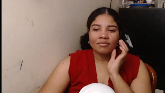 madelene online show from April 14, 2:50 am