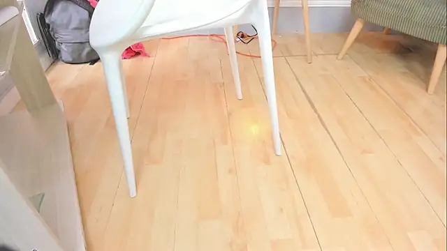 emma  rose1 online show from February 13, 6:59 pm