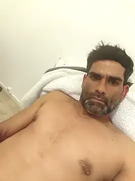 Snapshot of miua37 chatting on February 25, 10:41 pm miua37 online show from February 25, 10:41 pm