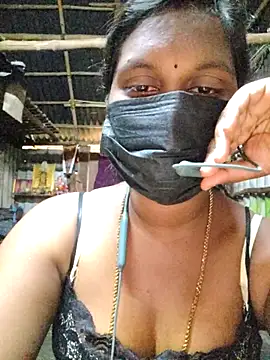 Snapshot of Tamildivya18 chatting on September 20, 5:08 am Tamildivya18 online show from September 20, 5:08 am