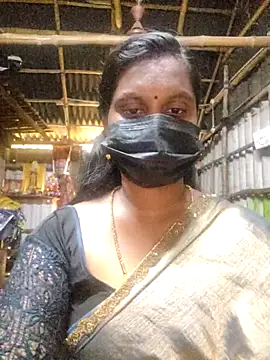 Snapshot of Tamildivya18 chatting on September 22, 6:26 am Tamildivya18 online show from September 22, 6:26 am