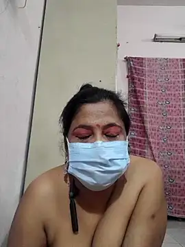 mature mimi online show from March 11, 6:25 pm