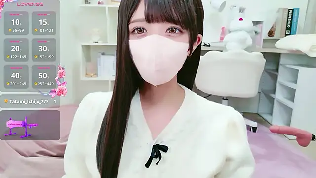 Reina Fcup online show from May 30, 12:13 pm