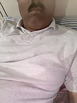 moonflower25 online show from November 13, 5:50 am