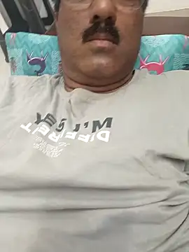 moonflower25 online show from April 19, 2:11 am