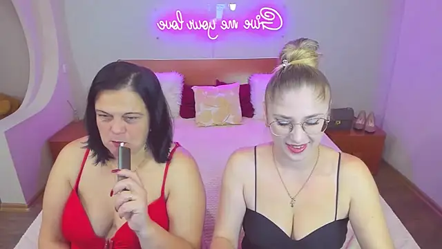 Your Exstasy online show from October 20, 8:04 am